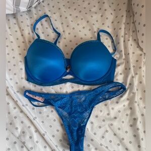 BNWT Victoria secret set